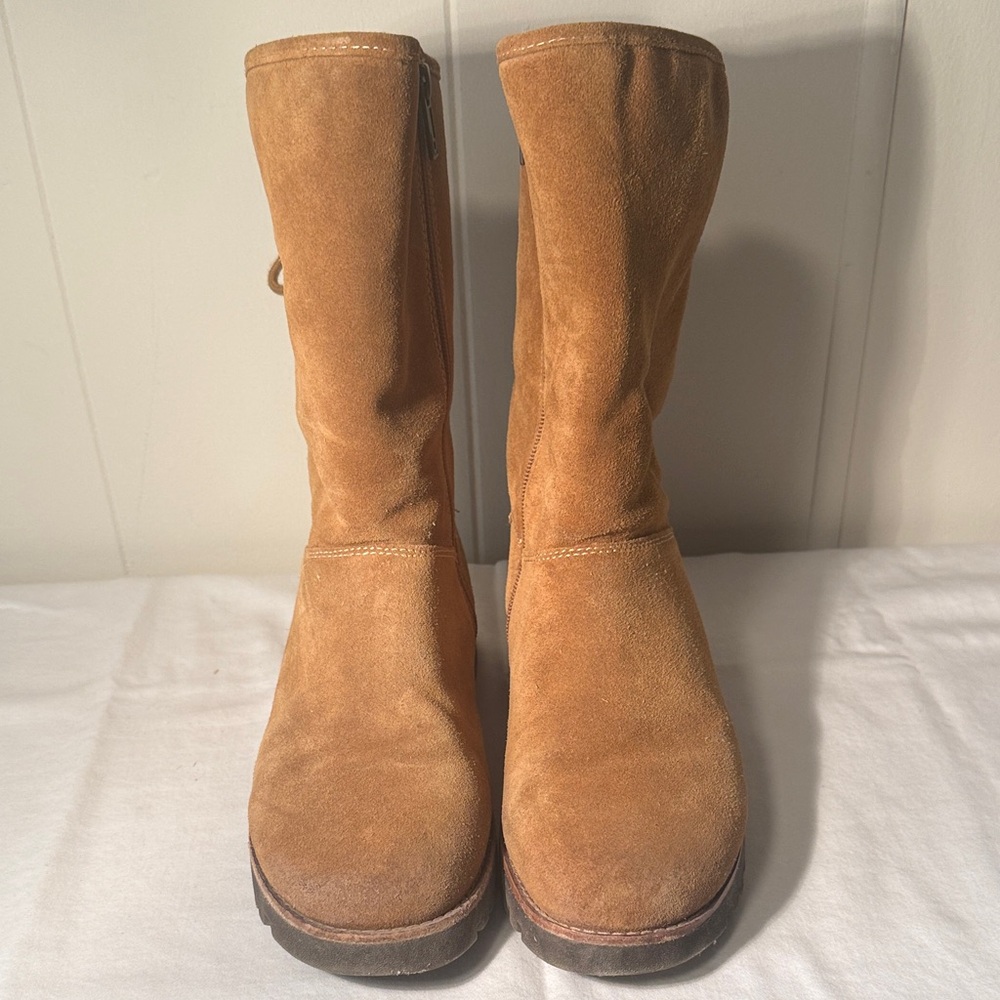 Nica with Ortholite Tan Sherpa lined Suede Boots